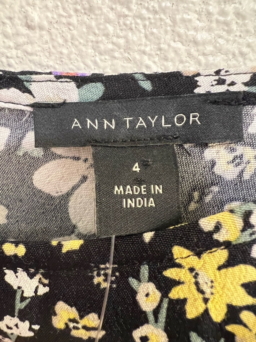 NWT Ann Taylor Women's Flounce Floral Long Sleeve Shift Dress Back Zipper Size 4 - Picture 4 of 5